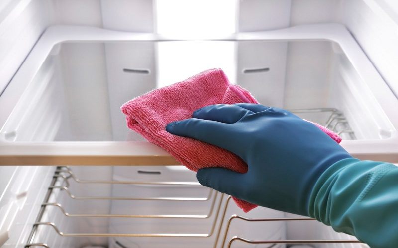 Hướng dẫn cách khử mùi tủ lạnh lâu ngày không dùng