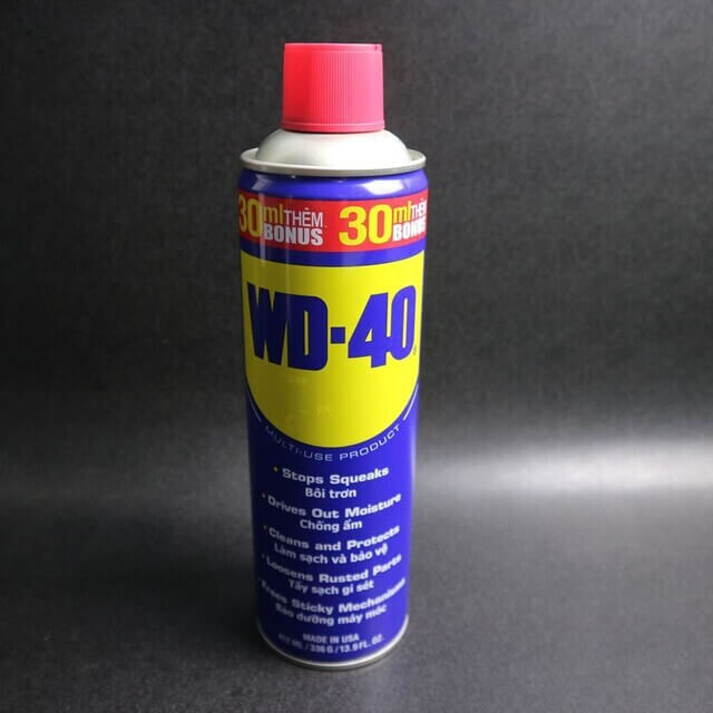dùng dung dịch wd40