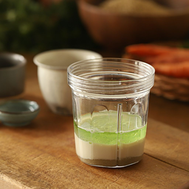 Tạo hỗn hợp nước sốt mayonnaise đơn giản từ đậu nành
