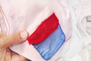 7 Cách cứu cánh quần áo bị phai màu hiệu quả nhất