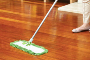 8 Loại nước lau sàn gỗ tốt nhất, chất lượng nhất hiện nay
