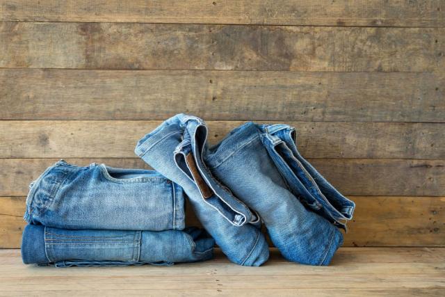 6+ Cách làm giãn quần jean đơn giản, hiệu quả, tiết kiệm chi phí