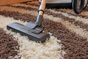Cách làm khô thảm trải sàn bị ướt nhanh, không mùi ẩm