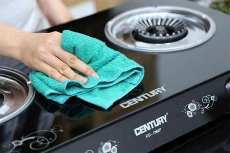 Cách Làm Sạch Dầu Mỡ Mới Bám Trên Bếp Đơn Giản Tại Nhà