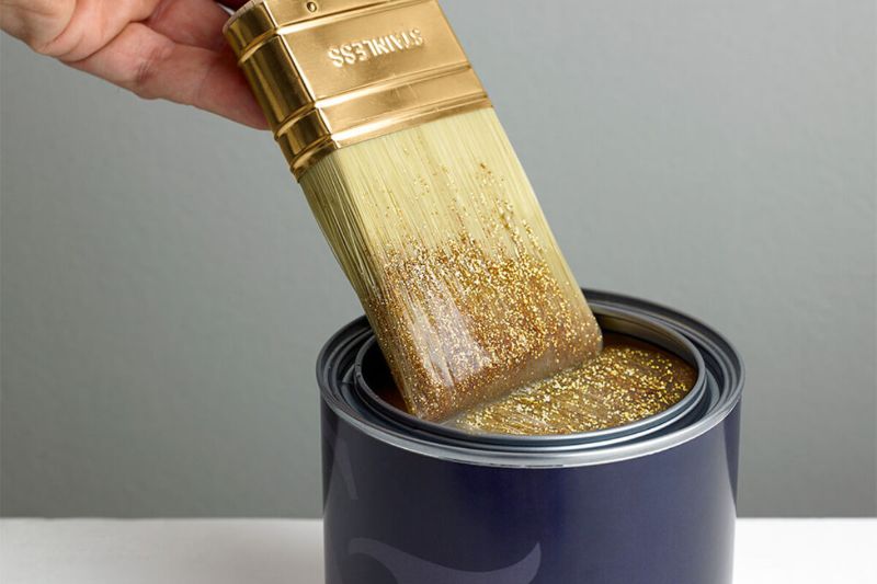 Tẩy sơn nhũ khỏi thảm