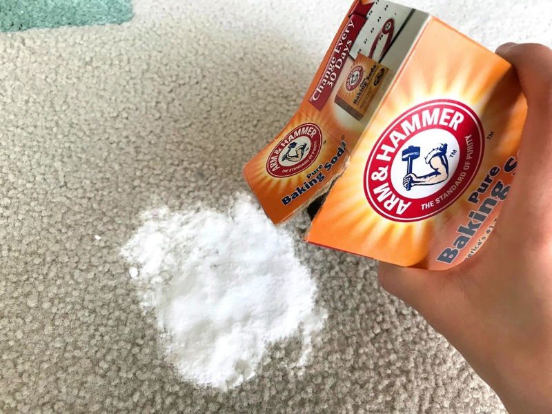 Cách giặt thảm bằng baking soda tại nhà sạch như mới